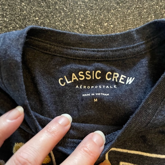 Aeropostale women’s classic crew tee. Both Sz. Medium - Picture 5 of 8